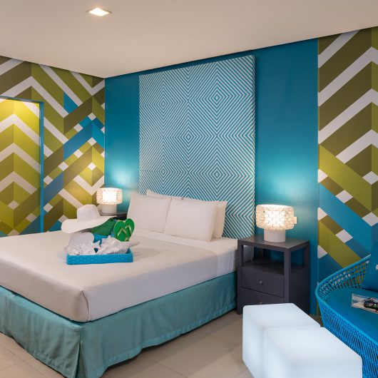 AB1-Premier-Room-blue-1